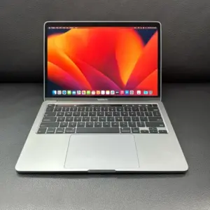 Apple MackBook Pro 2017 Intel Core i7 8GB Ram 256GB SSD